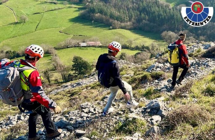 Rescatado un montañero que no podía descender del monte Labargorri por el fuerte viento