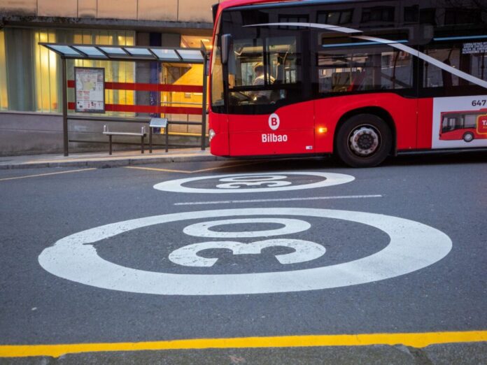 La policía municipal de Bilbao pondrá en marcha desde hoy una campaña de vigilancia de la velocidad en la conducción