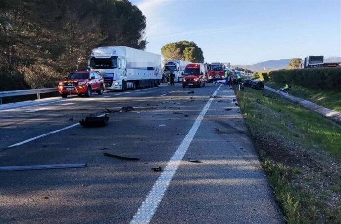 Fallece una donostiarra de 65 años en un accidente de tráfico en Olite