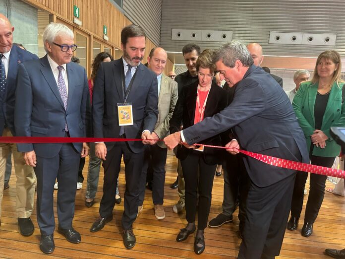 Nerea Melgosa, en el encendido de la XXIII Feria Andaluza de Primavera de Vitoria-Gasteiz