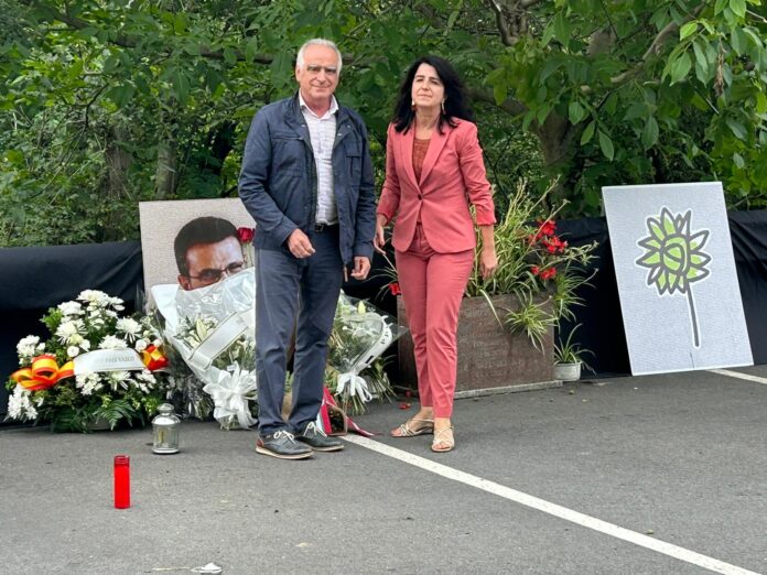 Eusko Jaurlaritza Eduardo Puellesen omenezko ekitaldian izan da, ETAk hil zuela 15 urte bete direnean