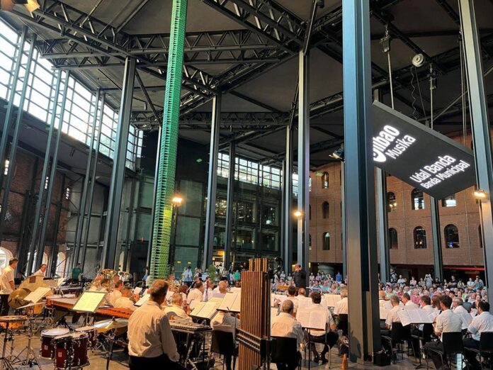 La Banda Municipal de Música de Bilbao arranca la temporada de su 130º aniversario en Azkuna Zentroa