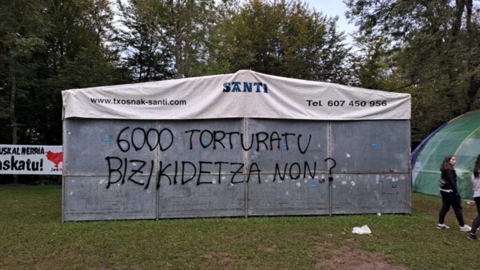 Nuevo ataque a la txozna de la Agrupación Socialista de Eibar colocada en las campas de Arrate