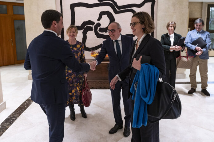Eusko Jaurlaritza, Foru Aldundiak eta Eudel euskal administrazio arinagoa eta eraginkorragoa eraikitzeko lanean ari dira