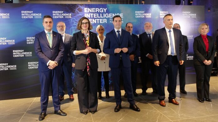 Lehendakariak eta Bizkaiko Ahaldun Nagusiak EIC Energy Intelligence Center Fundazioa aurkeztu dute