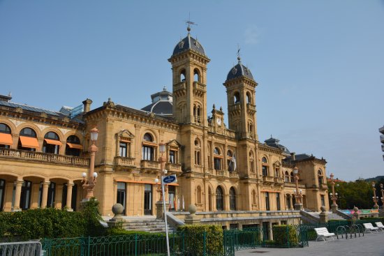 Donostiako Udalak Morlans eta Erriberetako hiru lursail lagako dizkio Eusko Jaurlaritzari