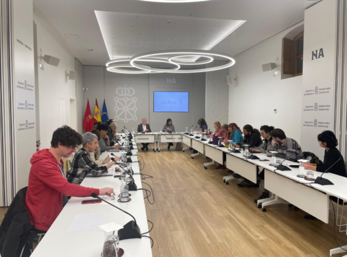 LGTBI+ berdintasunean izandako aurrerapenak modu parte-hartzailean ebaluatuko ditu Nafarroak
