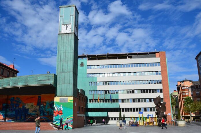 Barakaldok Gurutzeta eta Dinamita arteko irisgarritasuna hobetu du eskaileren ordez arrapalak jarriz