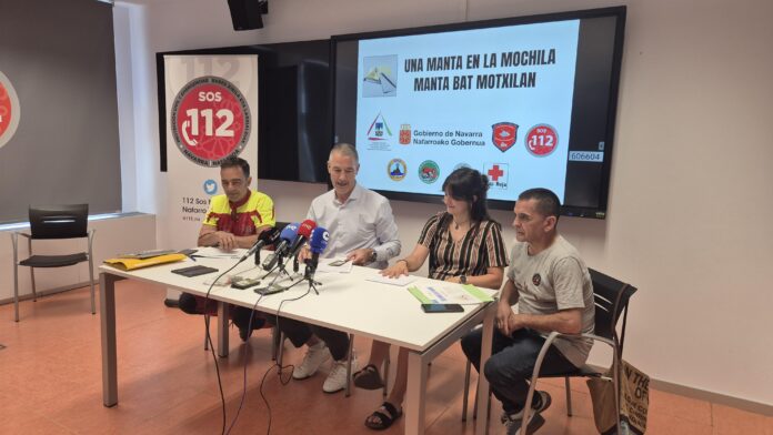 Babes Zibilak eta Nafarroako Mendi Kirolen Federazioak 2.000 manta termiko banatuko dituzte Foru Komunitatean txangozaleak biltzen diren lekuetan