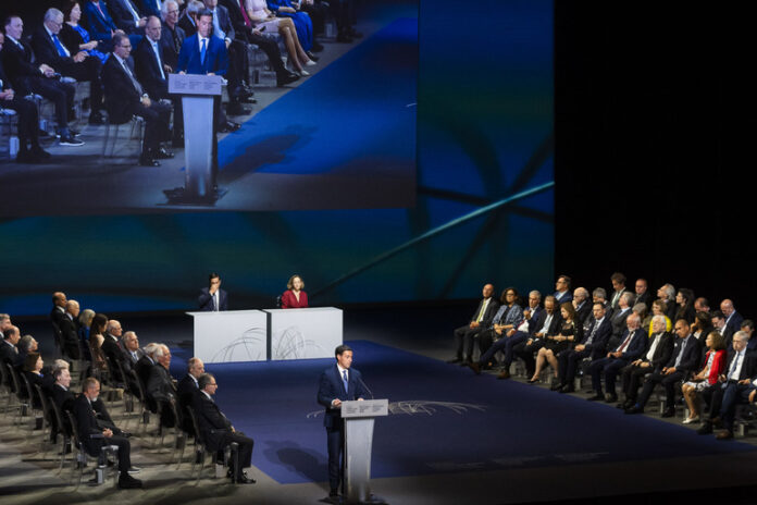 Imanol Pradales: “Zientziari eta kultura-sorkuntzari boikot egiten dien gizarte batek bere buruari egiten dio boikot”