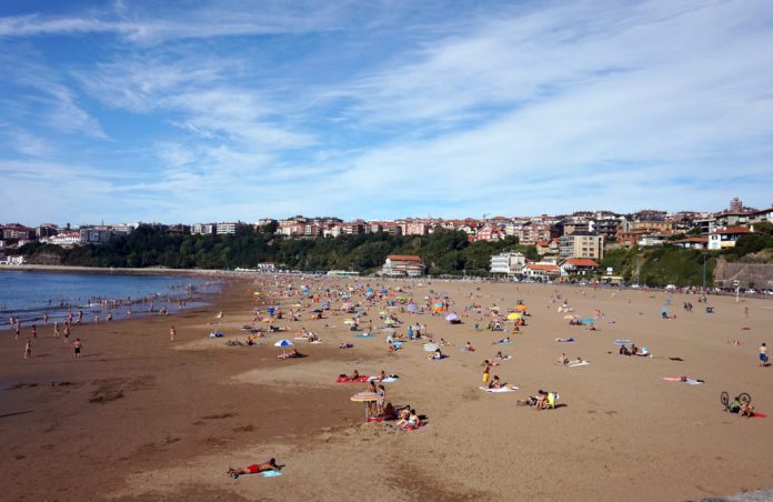 Eusko Jaurlaritzak eta Foru Aldundiak arrakastaz testatu dute euren arteko koordinazioa Bizkaiko hondartzetako larrialdien urteko simulakroan