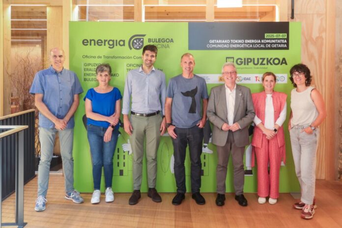 El Departamento de Sostenibilidad invierte 128.000 euros en Getaria para fomentar el autoconsumo colectivo y la transición energética