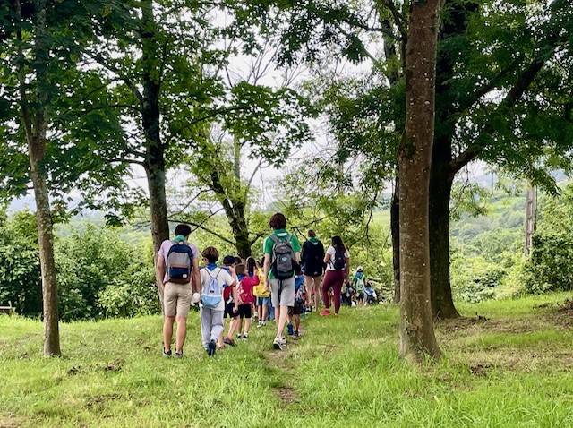 Martxan dira Hondarribian Uda Jolas eta Uda Abentura, izena eman duten guztiak parte hartzen ari direlarik