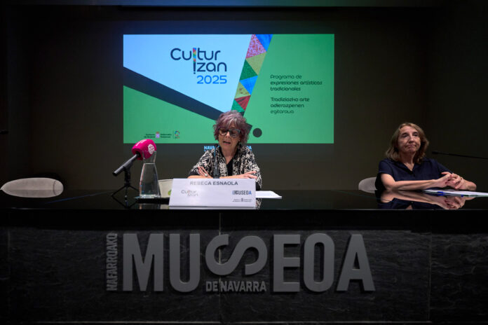 Cultur Izan programaren hirugarren edizioan, tailerrak, hitzaldiak eta musika eta dantza tradizionaleko ikuskizunak antolatu dira Nafarroako hamalau herritan