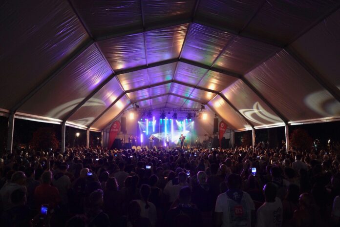 Trigo Limpio taldeak itxiko du Aste Nagusiko guatekeen programazioa