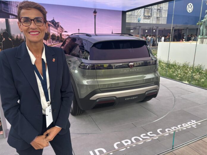 Chivite Lehendakariak Landabenen ekoitziko den VW elektrikoa ezagutu du Munichen, eta elektromugikortasunaren aldeko apustua areagotu du