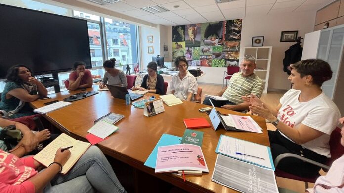 Bizkaiko Foru Aldundiak berritu egin du lurraldeko emakume baserritarren elkarteekin duen lankidetza-hitzarmena