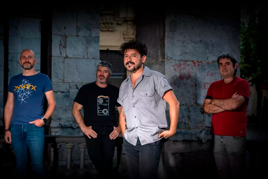 Etzakit regresa a los escenarios más de tres décadas después de su debut