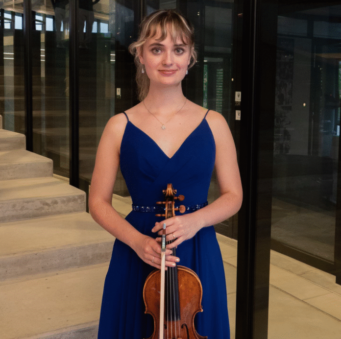 La violinista guipuzcoana Nerea Arriola obtiene la beca Nicanor Zabaleta 2025