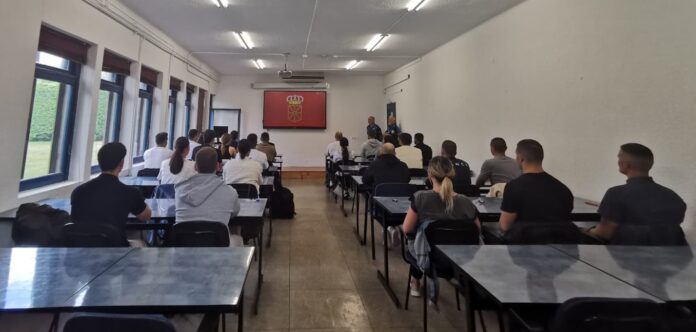 30 pertsonak hasi dute Nafarroako Segurtasun eta Larrialdietako Eskolan Udaltzaingoko laguntzaile izateko ikastaroa