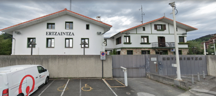 Una pareja detenida por robar una furgoneta en Beasain y agredir a agentes