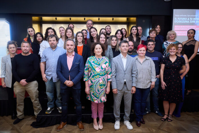 Nafarroako Gobernuak 17 profesionalen lana nabarmendu du 2025eko Lan Autonomoa Aitortzeko Galan