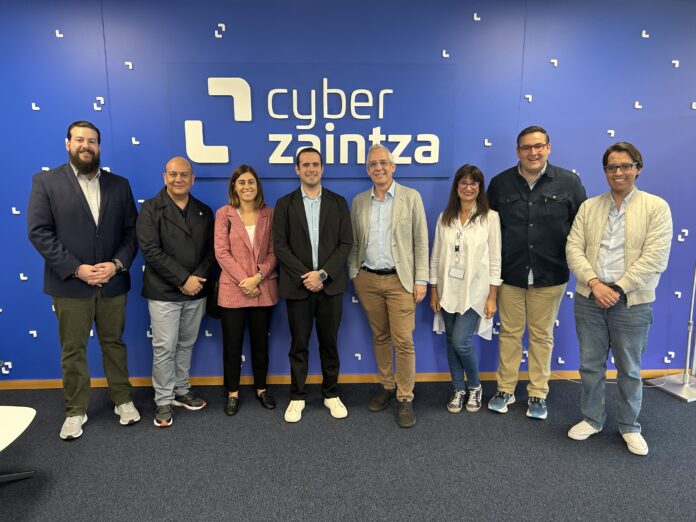 Nuevo Leóngo (Mexiko) Gobernuko ordezkaritza batek Cyberzaintza bisitatu du