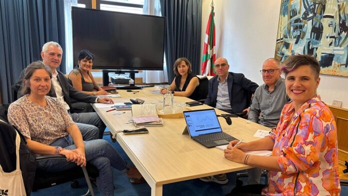 La Diputación Foral de Bizkaia celebra la primera reunión del Consejo de Cooperación del Monumento Natural de Gaztelugatxe