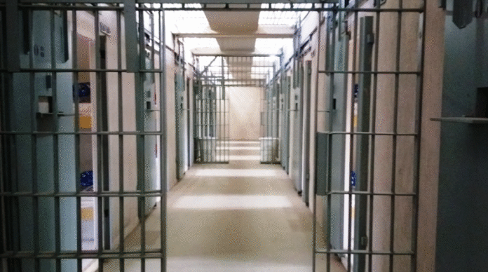 Prisión para un hombre detenido en Irun tras disparar con una pistola de aire comprimido en una disputa de tráfico