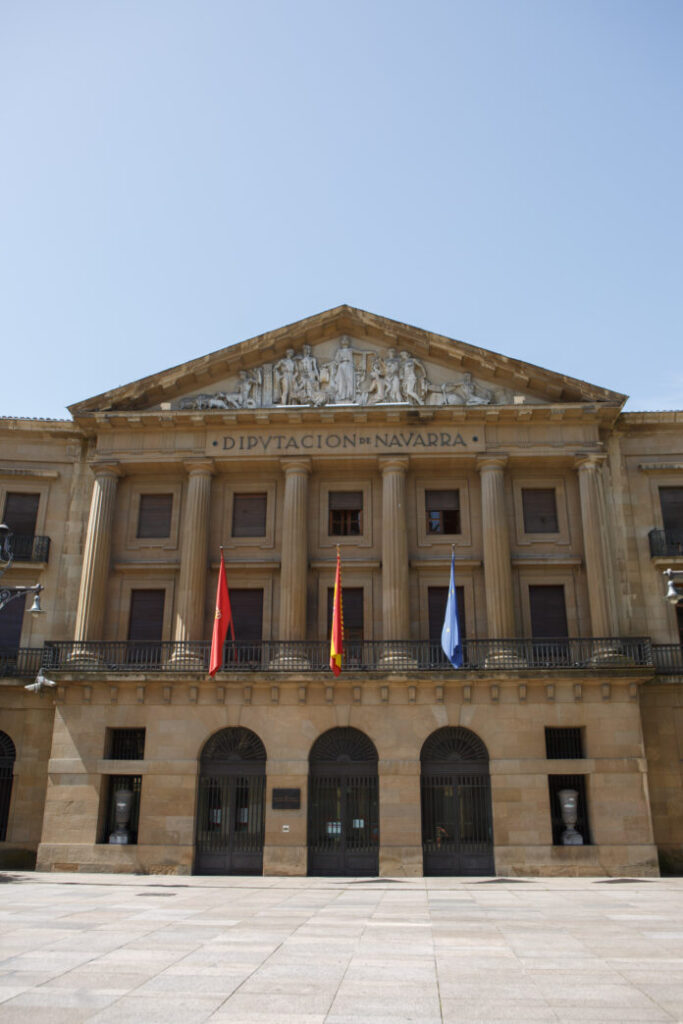 Foru Administrazioko langileen % 15,91k eta Nafarroako Osasun Zerbitzuko % 3,93k greba egin dute