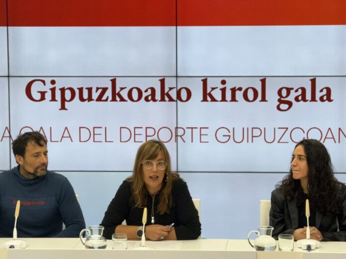 Goizane Álvarez responde a las críticas por los cambios en Multikirola: «Quienes toman las decisiones somos los que ostentamos el rol político»