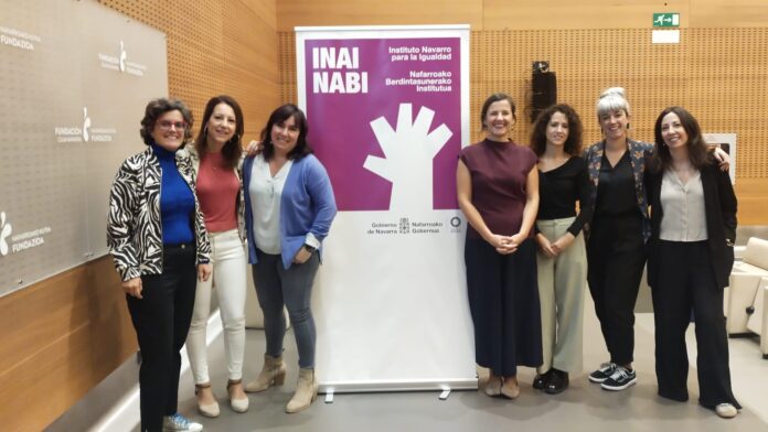 Nafarroako Gobernuak arreta irisgarri eta inklusiboaren aldeko apustua egin du desgaitasuna duten emakumeen aurkako indarkeriari aurre egiteko