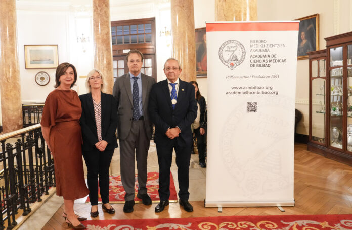 Lourdes Íscar, Osalaneko zuzendari nagusia, Bilboko Medikuntza Zientzien Akademiaren ikasturteko inaugurazio ekitaldian