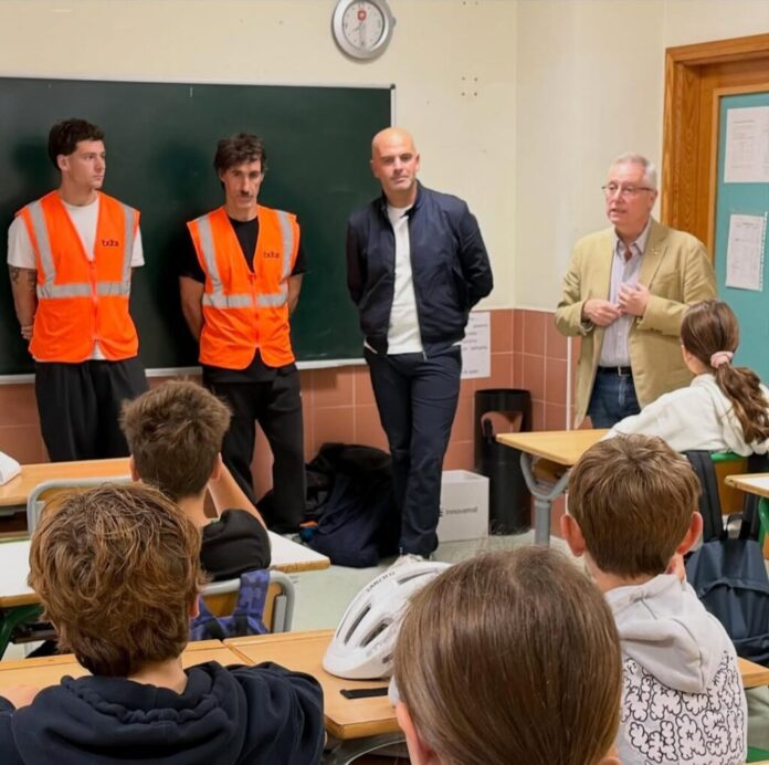 Estudiantes del IES Luberri de Donostia participan en talleres de movilidad ciclista sostenible