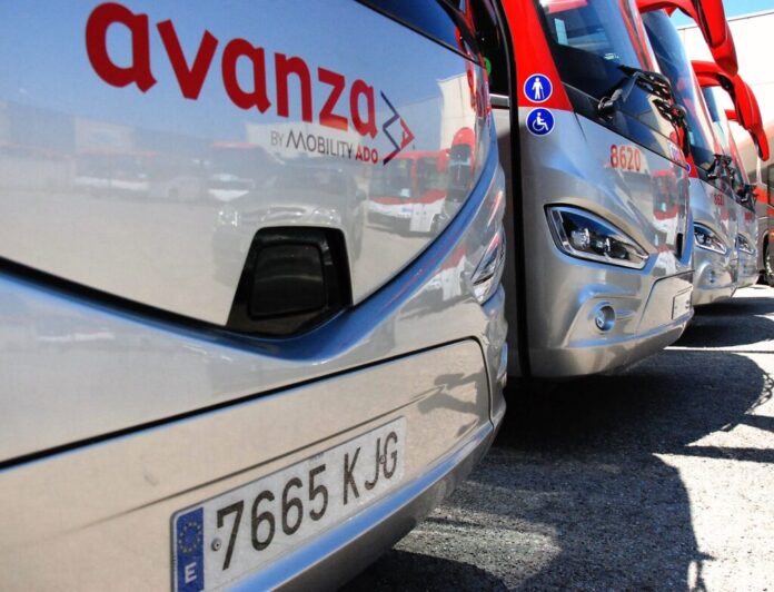 El preacuerdo entre Avanza y los sindicatos pone fin al conflicto laboral y mejora el servicio de Lurraldebus en Gipuzkoa