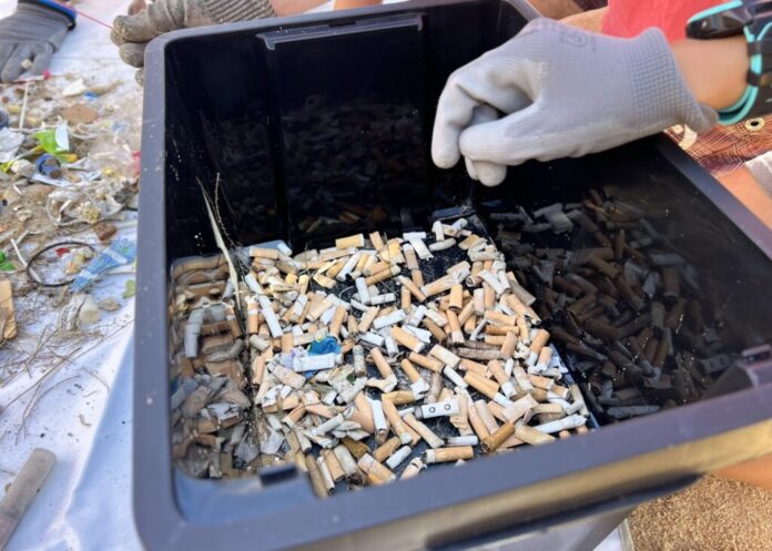 ItsaSOS retira más de 3.300 residuos en tres jornadas de recogida en el litoral donostiarra