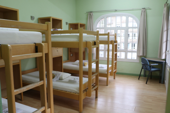 Muturreko hotz-egoeretan etxerik gabeko pertsonentzako larrialdi-baliabideak Donostian