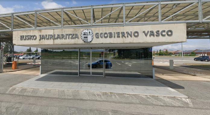 Arkauteko Akademiak genero-indarkeria mota berriak aztertu ditu Parez Pare jardunaldietan