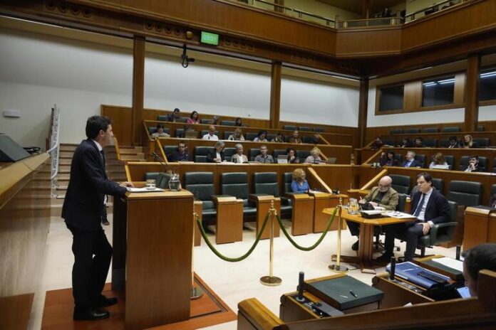 Ogasun eta Finantza Sailak bilera-txanda hasiko du oposizioko taldeekin