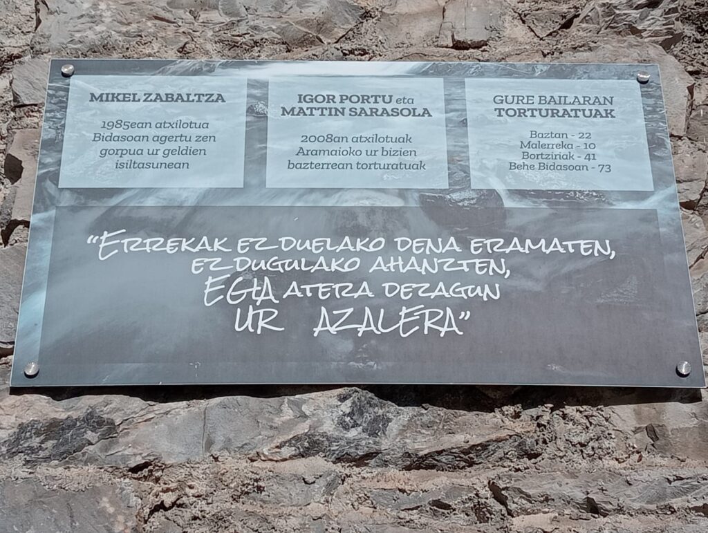 Endarlatsa recuerda a Mikel Zabalza en el 40º aniversario del hallazgo de su cuerpo