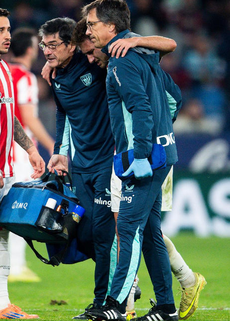 Robert Navarro, baja por un esguince en el tobillo derecho