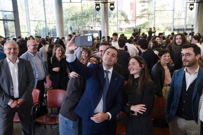 Nazioarteko prestakuntzarako Global Training programaren 445 bekaren bidez bere talentua indartu du Euskadik