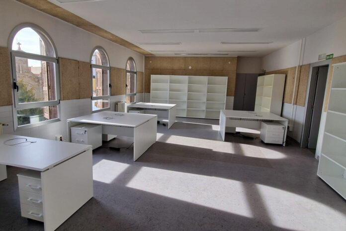 Hezkuntzak Eleaniztasuna eta Arte Ikasketak, EIBZ eta Lanbide Heziketako zerbitzuak Ezpeleta Jauregira lekualdatzen hasi da