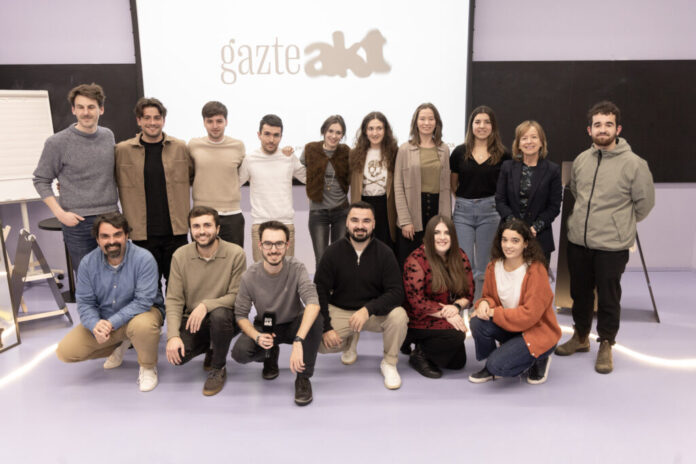 La comunidad digital de ‘GazteAKT’ reflexiona sobre la identidad guipuzcoana junto a  Eider Mendoza