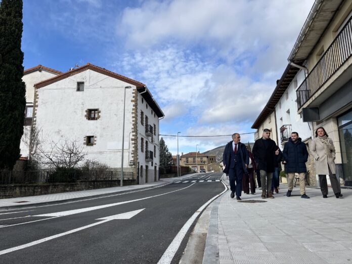 Yesak 1,3 milioi euroko kostua izan duen zeharbidearen egokitzapena eta eraberritzea estreinatu du