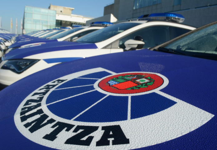 La Ertzaintza detiene en Beasain al autor de un violento atraco con un anillo cortante en un salón de juegos