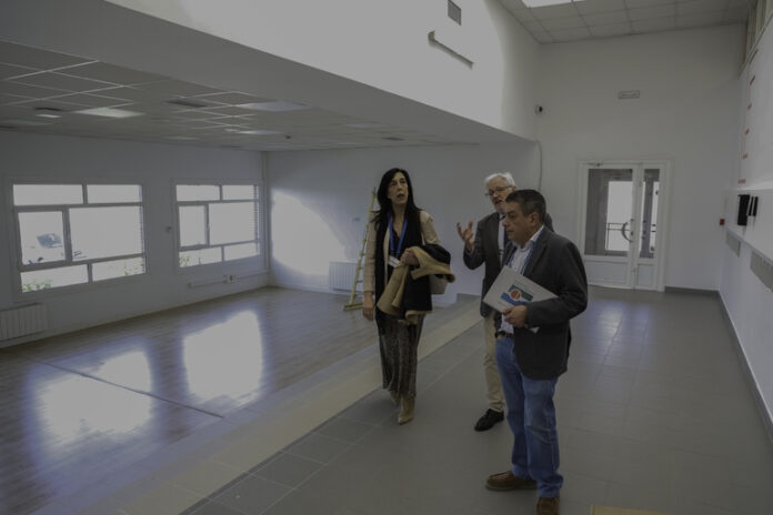 Eusko Legebiltzarreko Erakunde, Gobernantza Publiko eta Segurtasun Batzordeak Polizia eta Larrialdietako Euskal Akademia bisitatu du