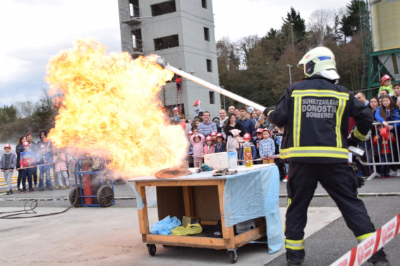 Suhiltzaileek Ate Irekien eguna ospatuko dute Donostian larunbat honetan