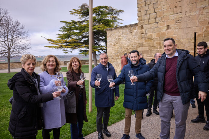 Viana Lokiz iturburuko kalitatezko urez hornitzen da dagoeneko, Lurralde Kohesioak eta Montejurrako Mankomunitateak egindako 8,7 milioiko inbertsioari esker