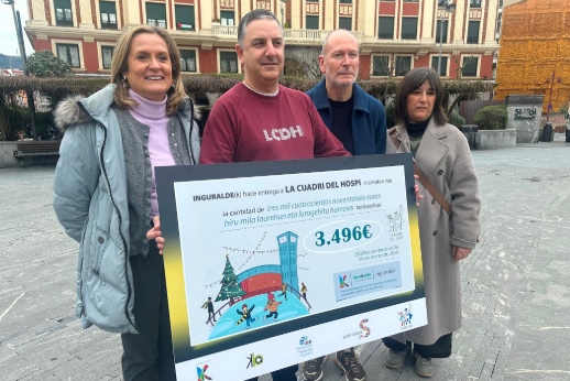 Barakaldok «La Cuadri del Hospi» proiektu solidarioari 3.500 euro eman dizkio, izotz pistako sarreren bilketari dagozkionak